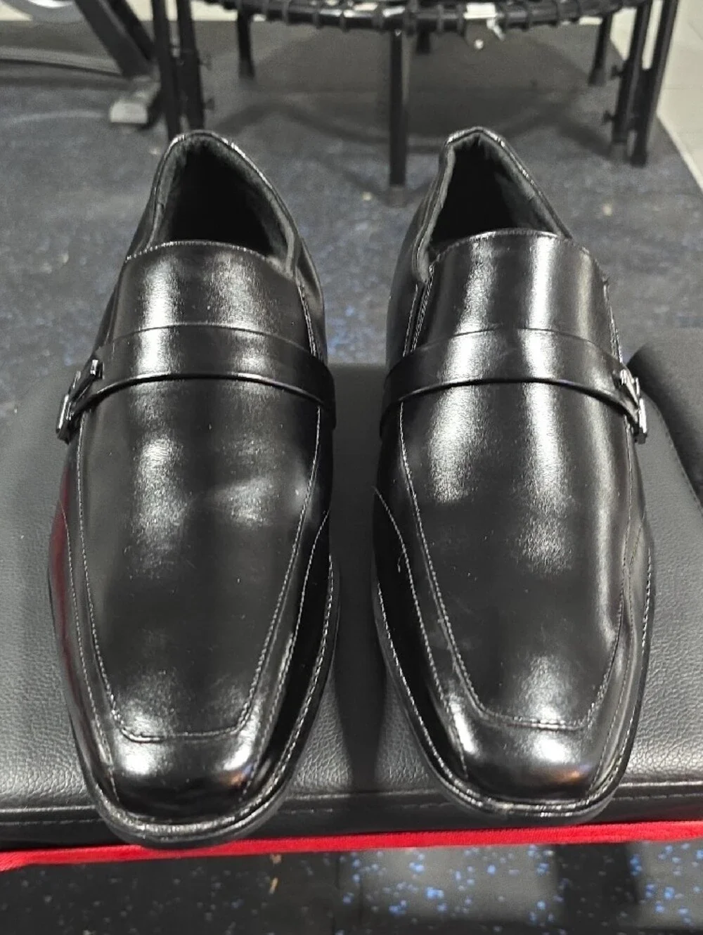 Stacy Adams sleek black